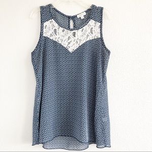 Charming Charlie Blue & White Patterned Design Top